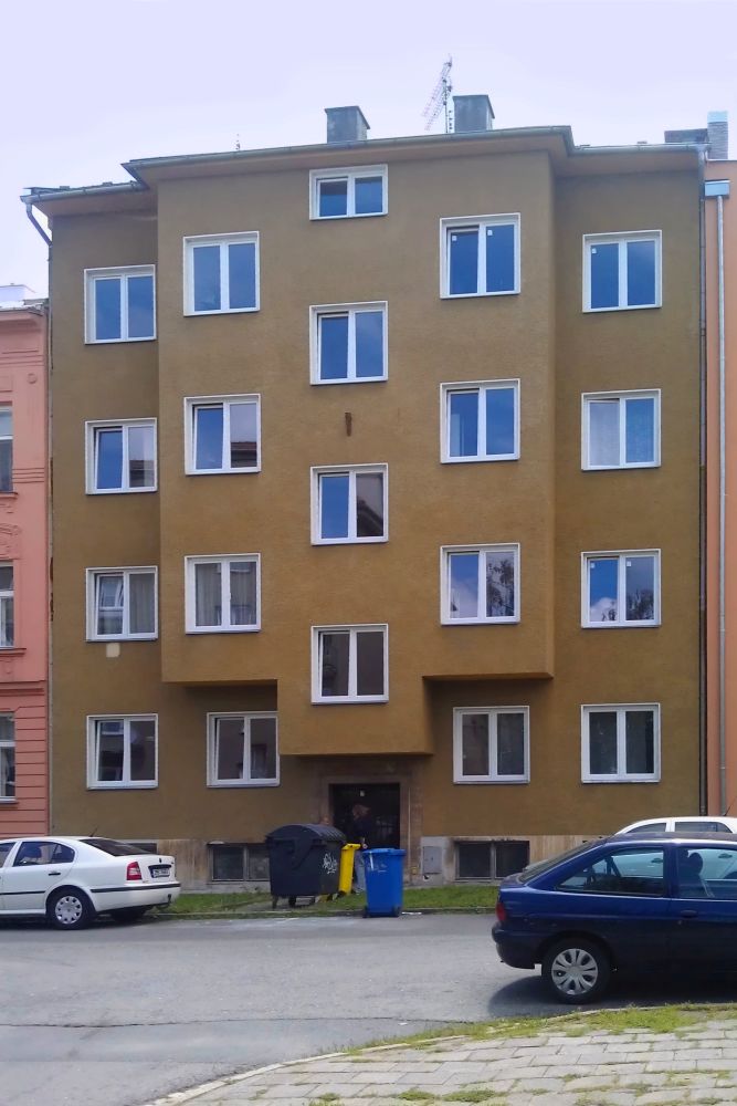 Bytový dům Grégrova, Olomouc, barva bílá